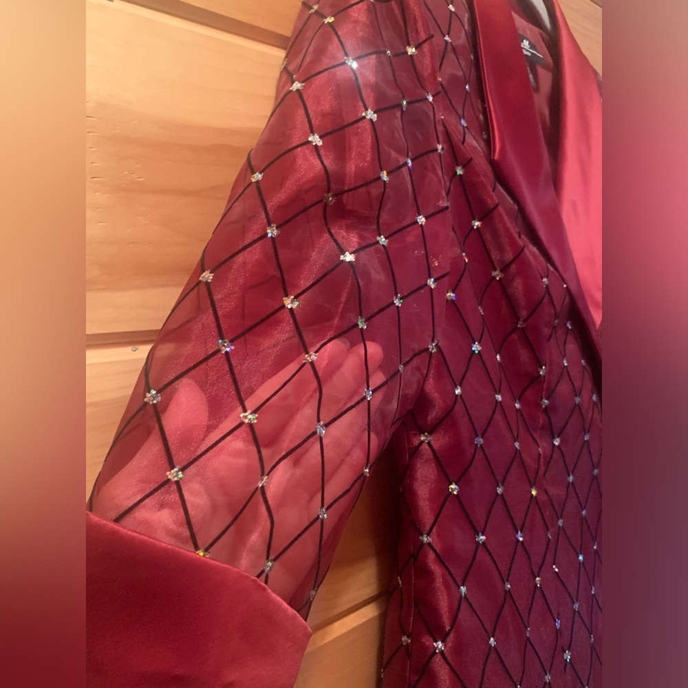 R & M Collection | Jacket Bling Burgundy Sequence 3/4 Sleeve size 10. - Picture 3 of 10